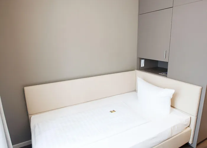 Hotel Manhattan 4*