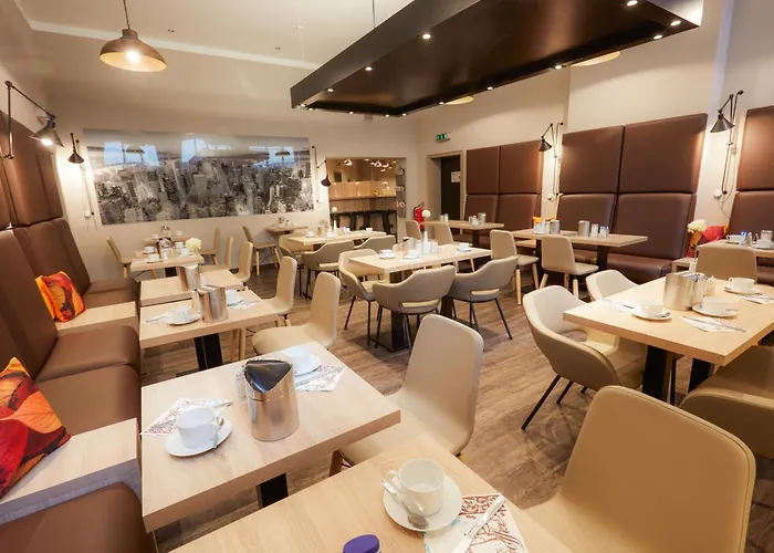 Hotel Manhattan 4*