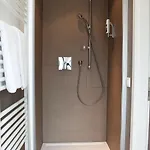 Manhattan Hotel 4*