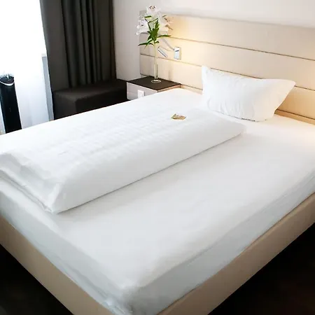 Manhattan 4* Φραγκφούρτη