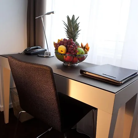 Otel Manhattan Frankfurt am Main