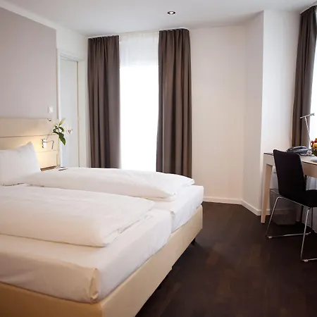 Manhattan 4*