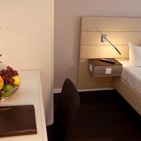 Manhattan Hotell Frankfurt am Main