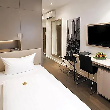 Manhattan 4*