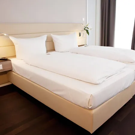 Hotel Manhattan 4*